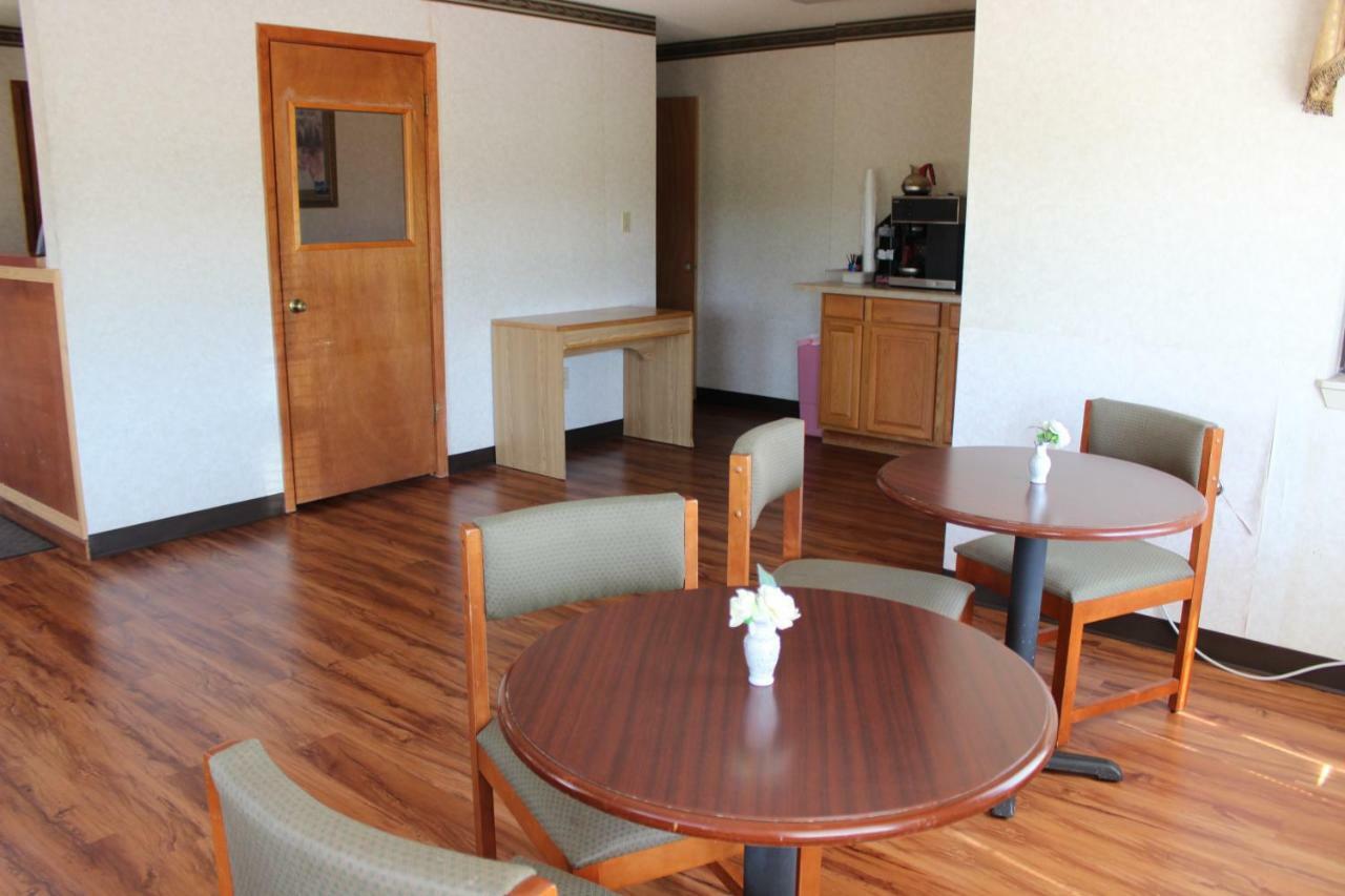 Nationwide 9 Inn Wynne Екстериор снимка